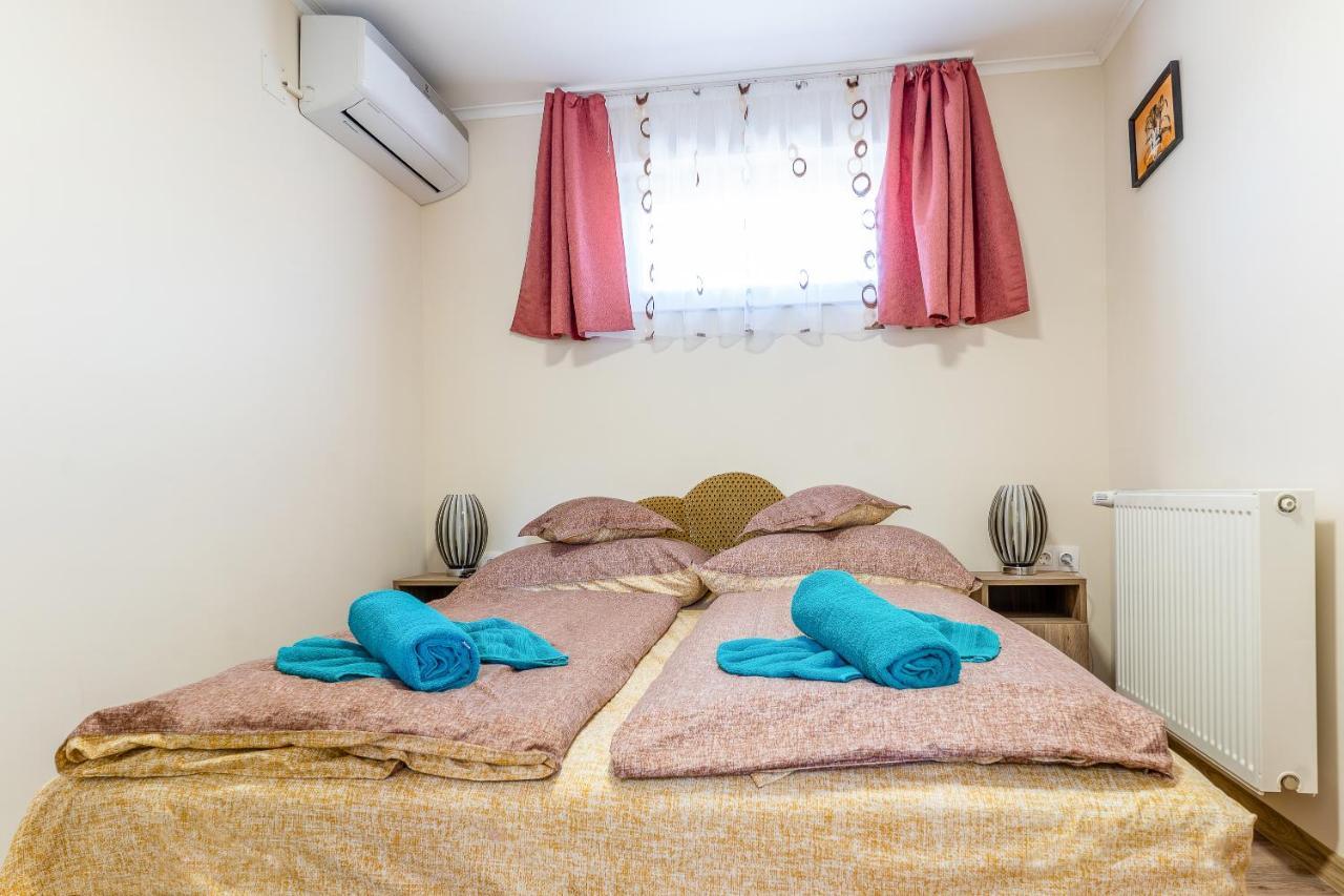 Lili Apartman Harkány Exterior foto