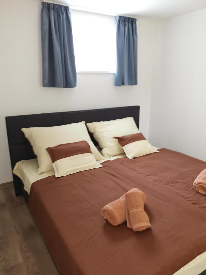 Lili Apartman Harkány Exterior foto